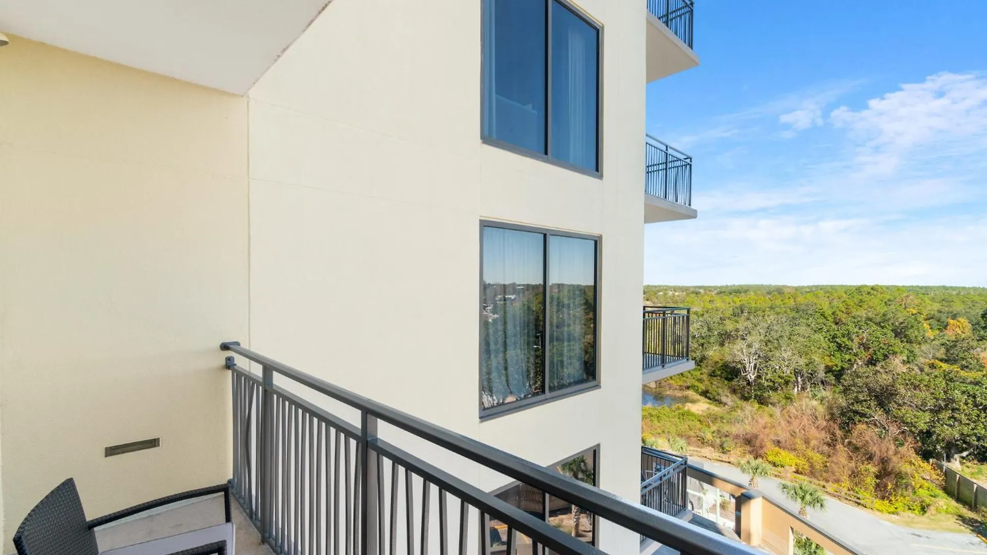 Origin 0623 - Studio King- Amazing Value - City View By Beach Haven Vacation Rentals Panama City Beach United States